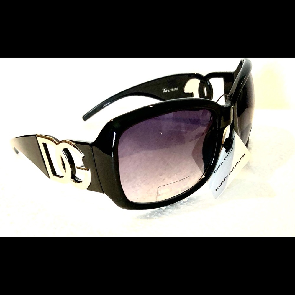 Kids Black sunglasses